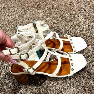 Maurice’s Gladiator Sandals! SIZE 10